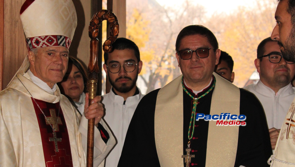 Monseñor Cristián Castro Obispo Diócesis Santa María de los Ángeles